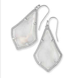 Kendra Scott Alex Silver Earrings In Ivory Pearl